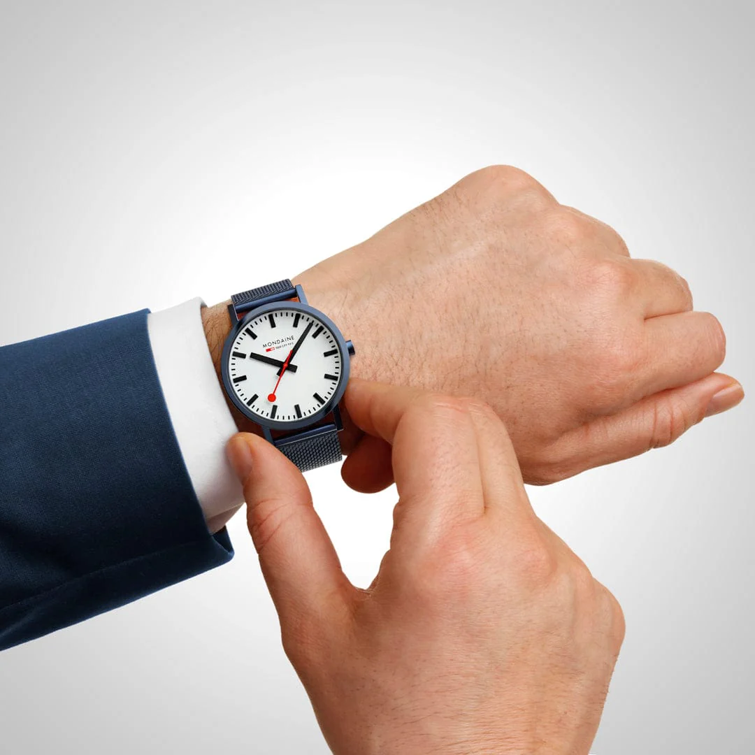 Classic, Brushed Steel, 40 mm, Blue Stainless Steel Watch - Image 4