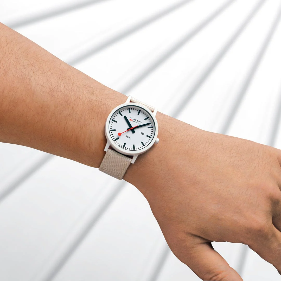 Essence Solar, 41 mm, White Watch - Image 8