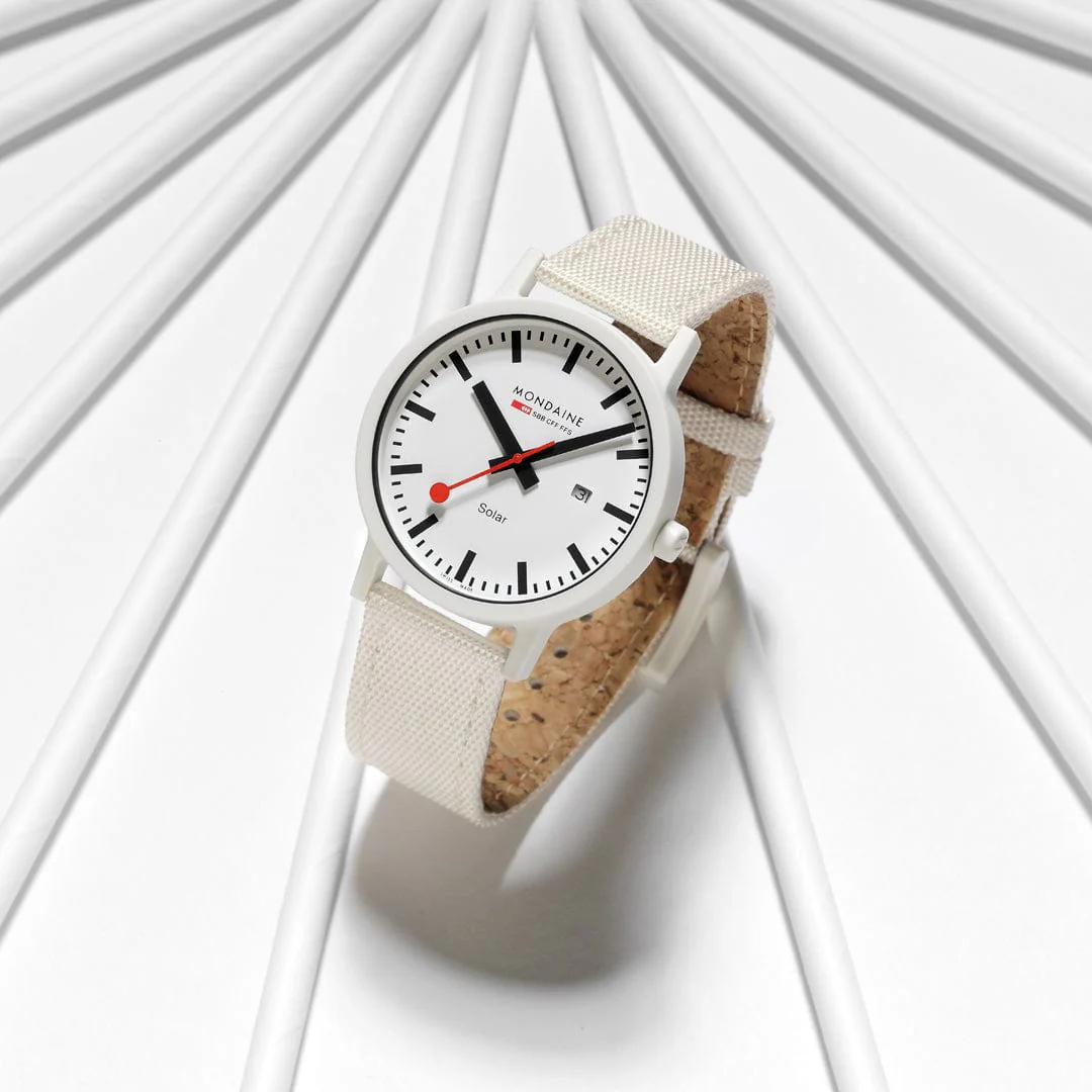 Essence Solar, 41 mm, White Watch - Image 9