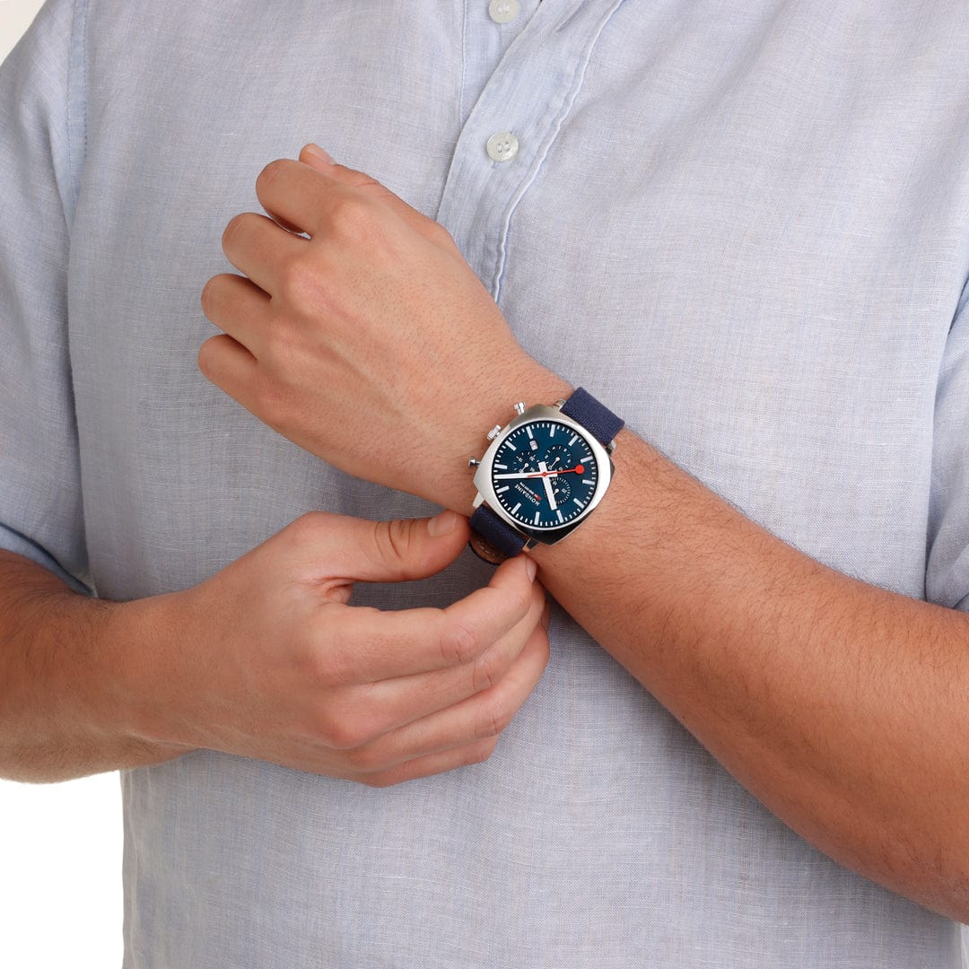 Grand Cushion, Chronograph, 41 mm, Blue Textile - Image 12