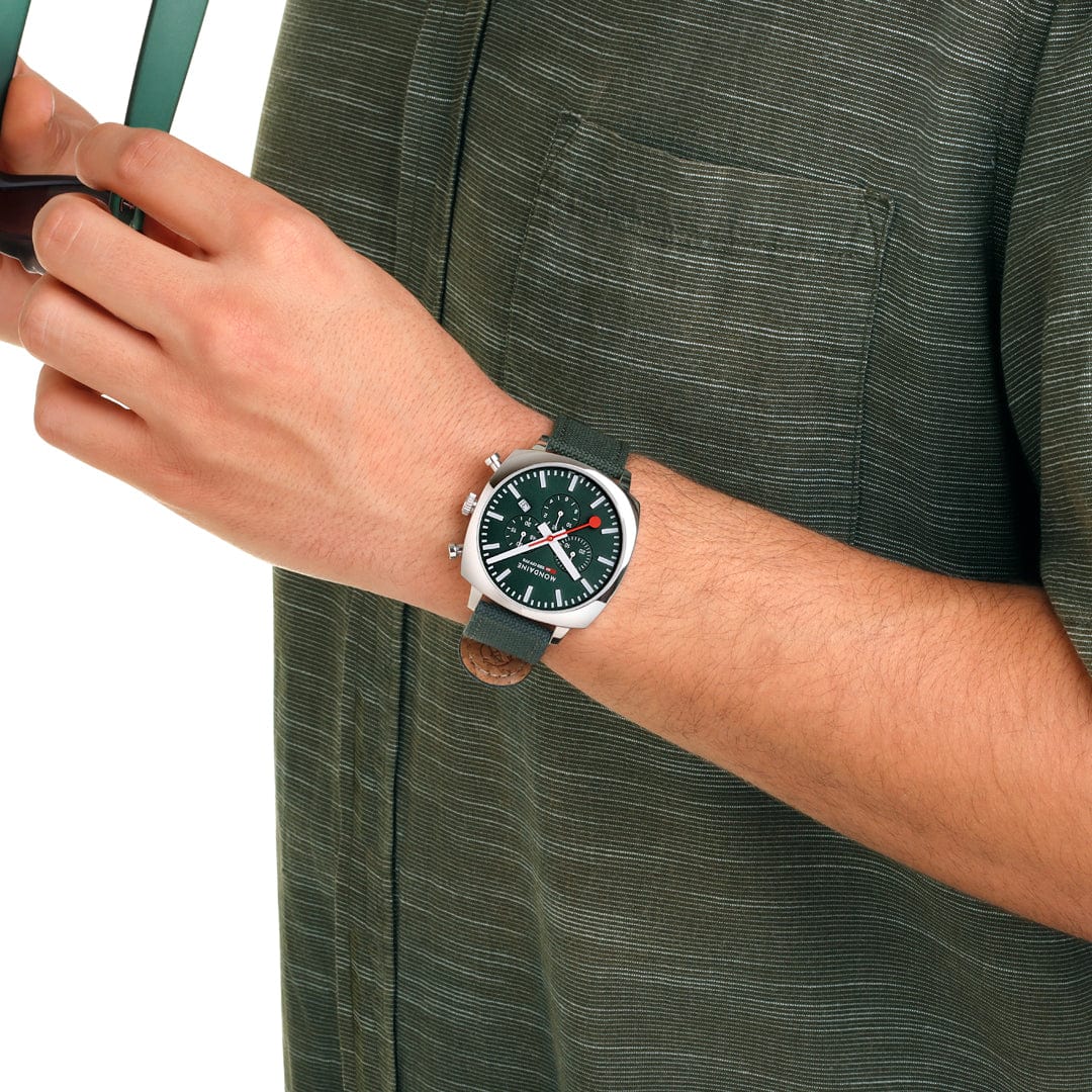 Grand Cushion, Chronograph, 41 mm, Green Textile - Image 12
