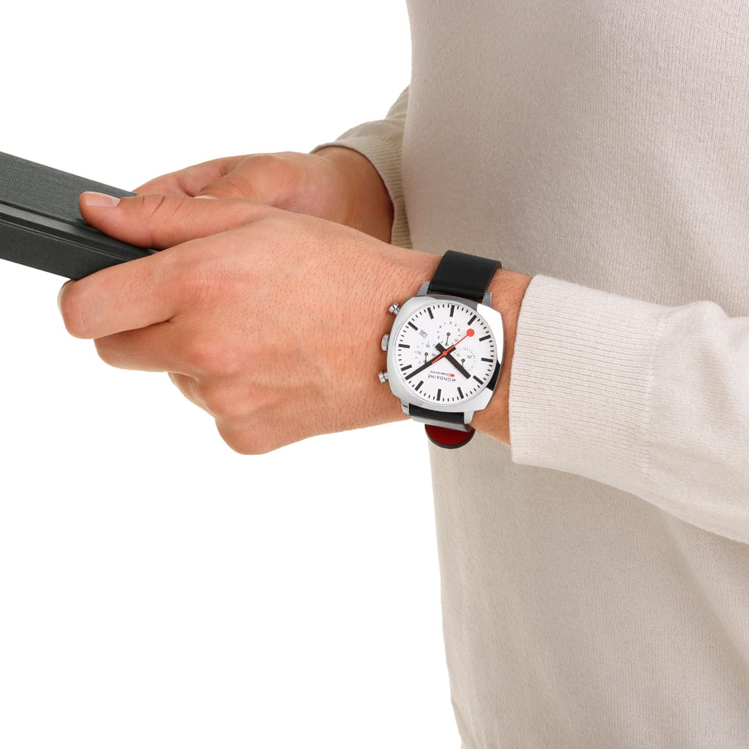 Grand Cushion, Chronograph, 41 mm, Black Vegan Leather - Image 10